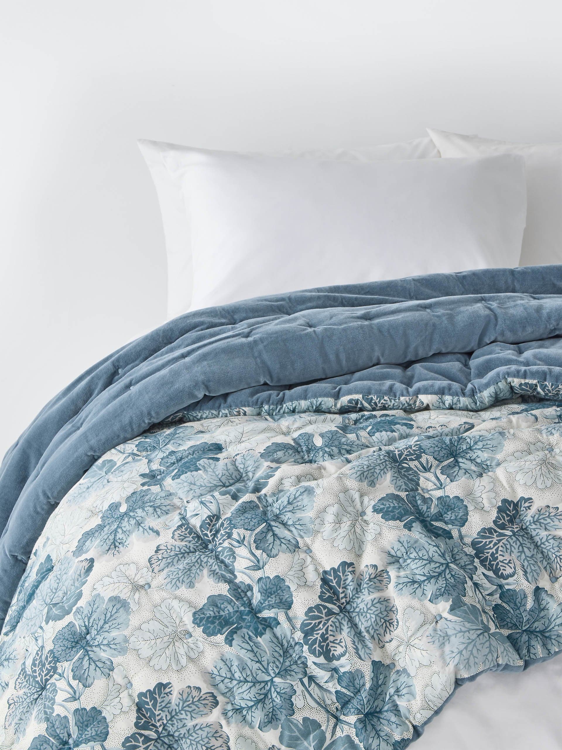 Geranium bedspread, petrol blue