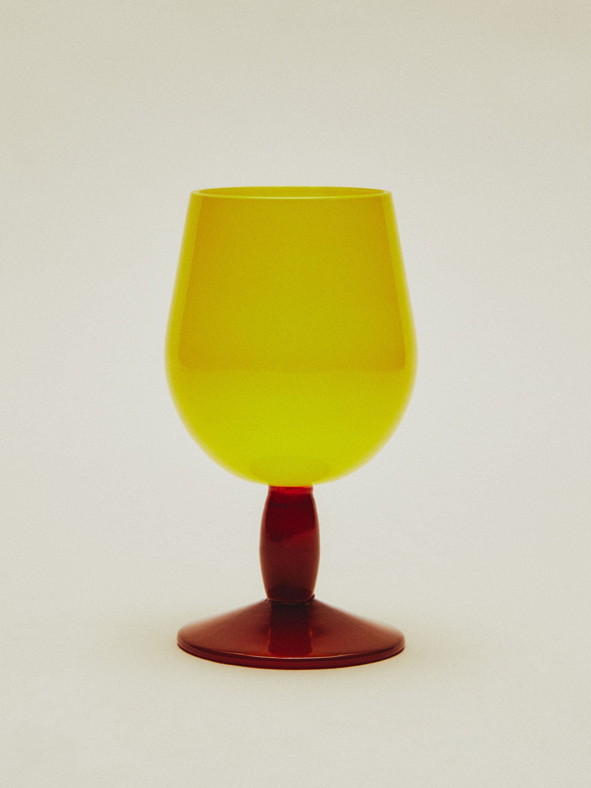 Two-tone glass