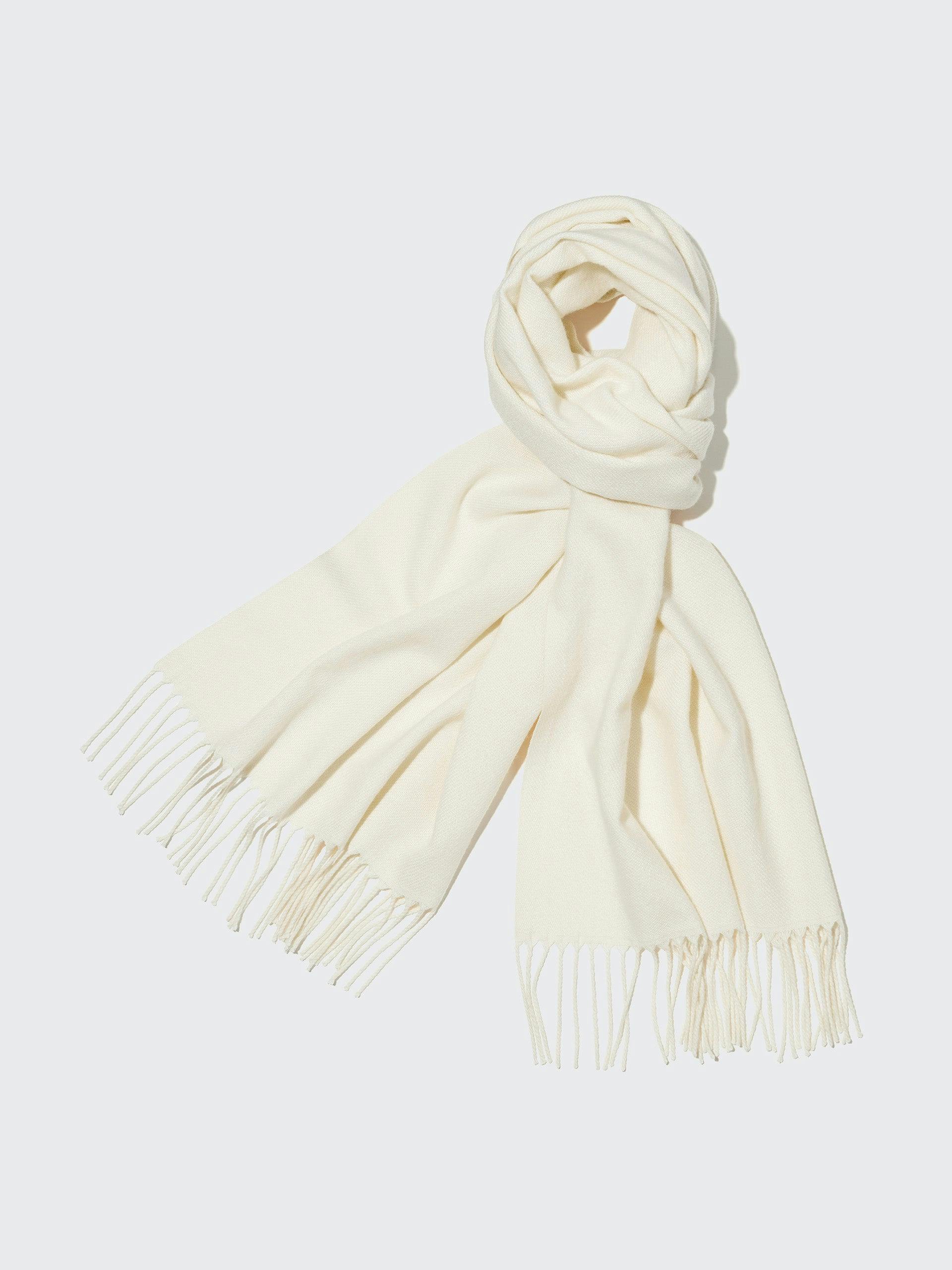 Heattech off white scarf