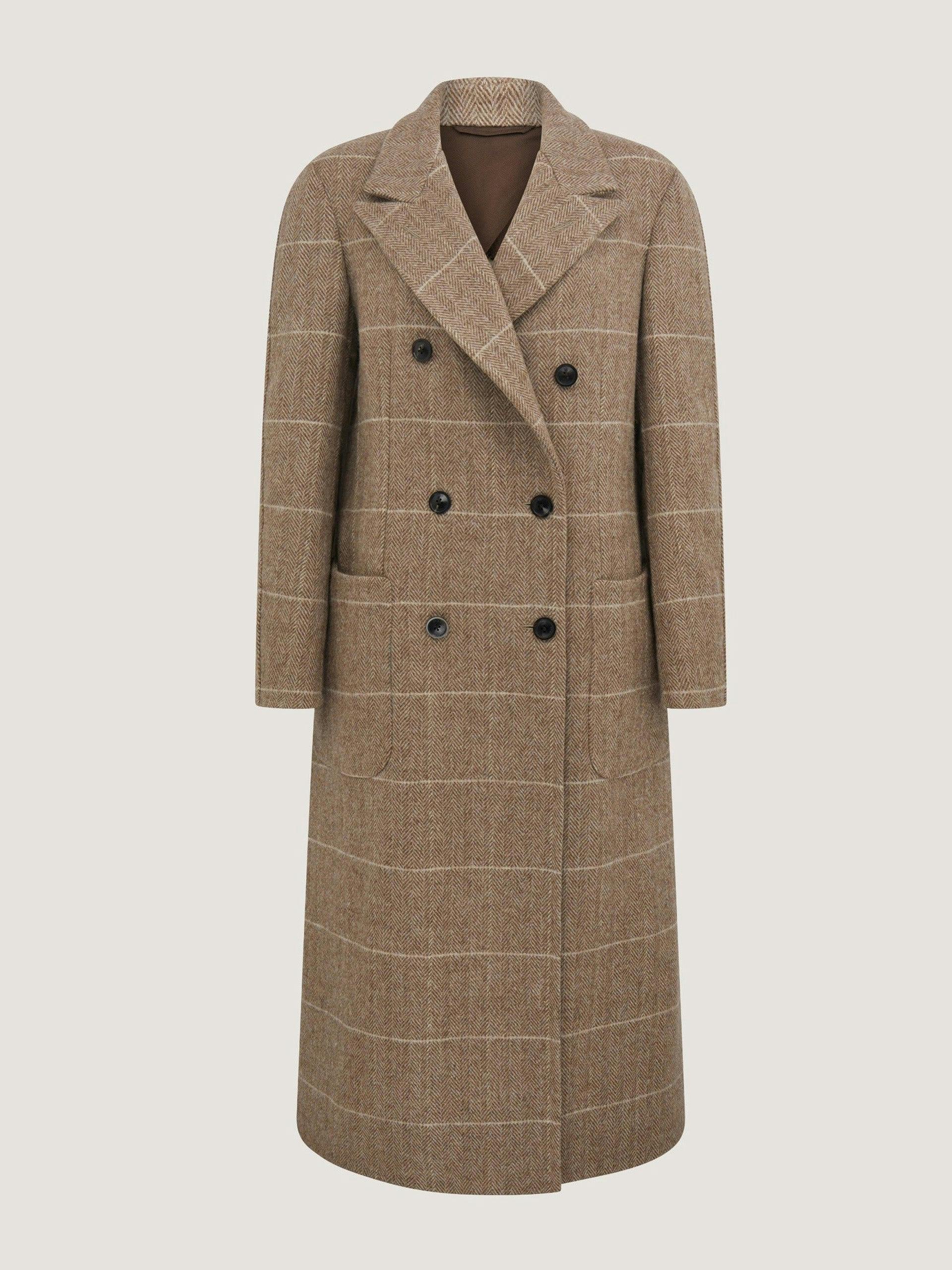 Town and country coat in elk