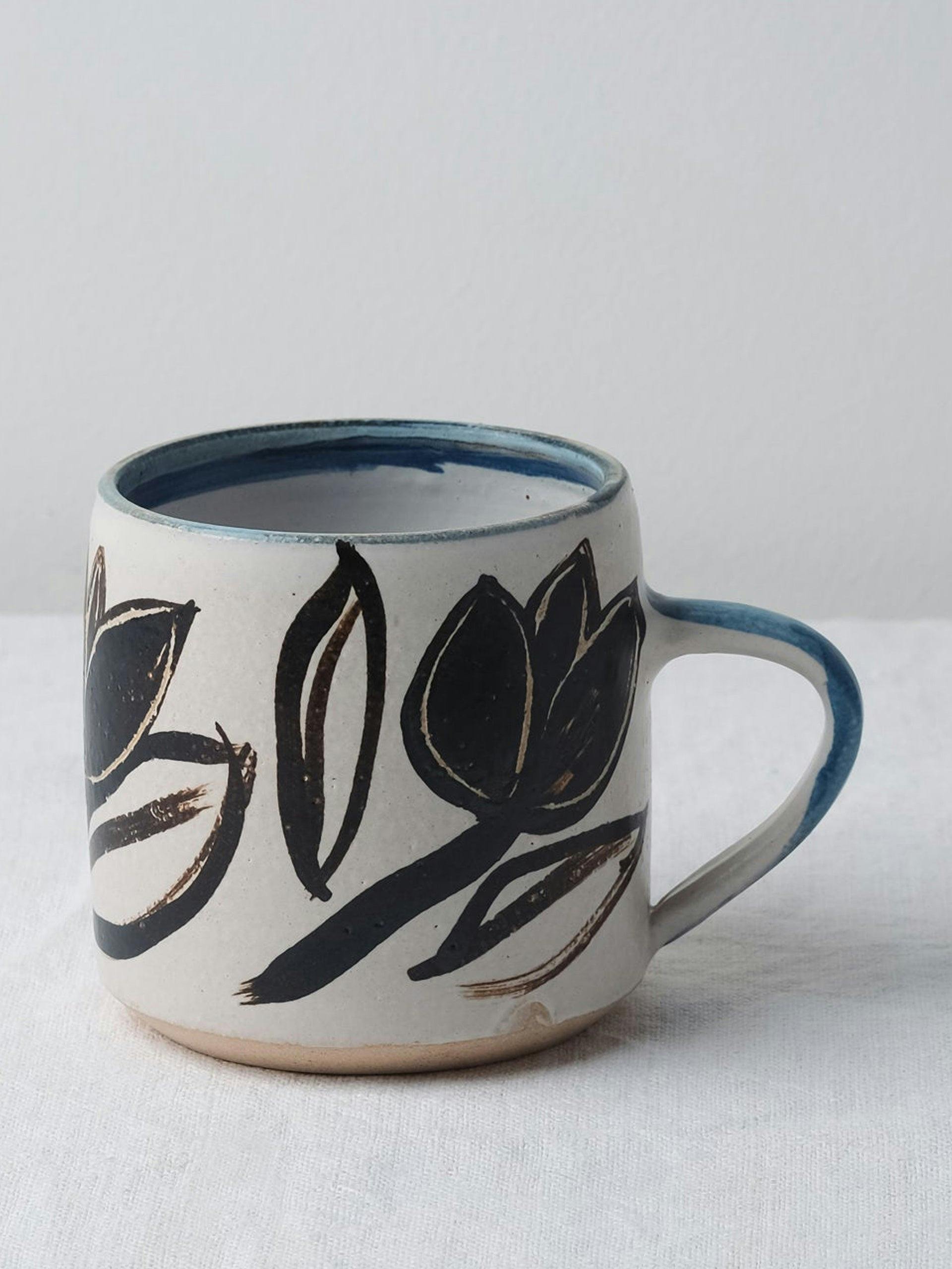 Stoneware tulip mug