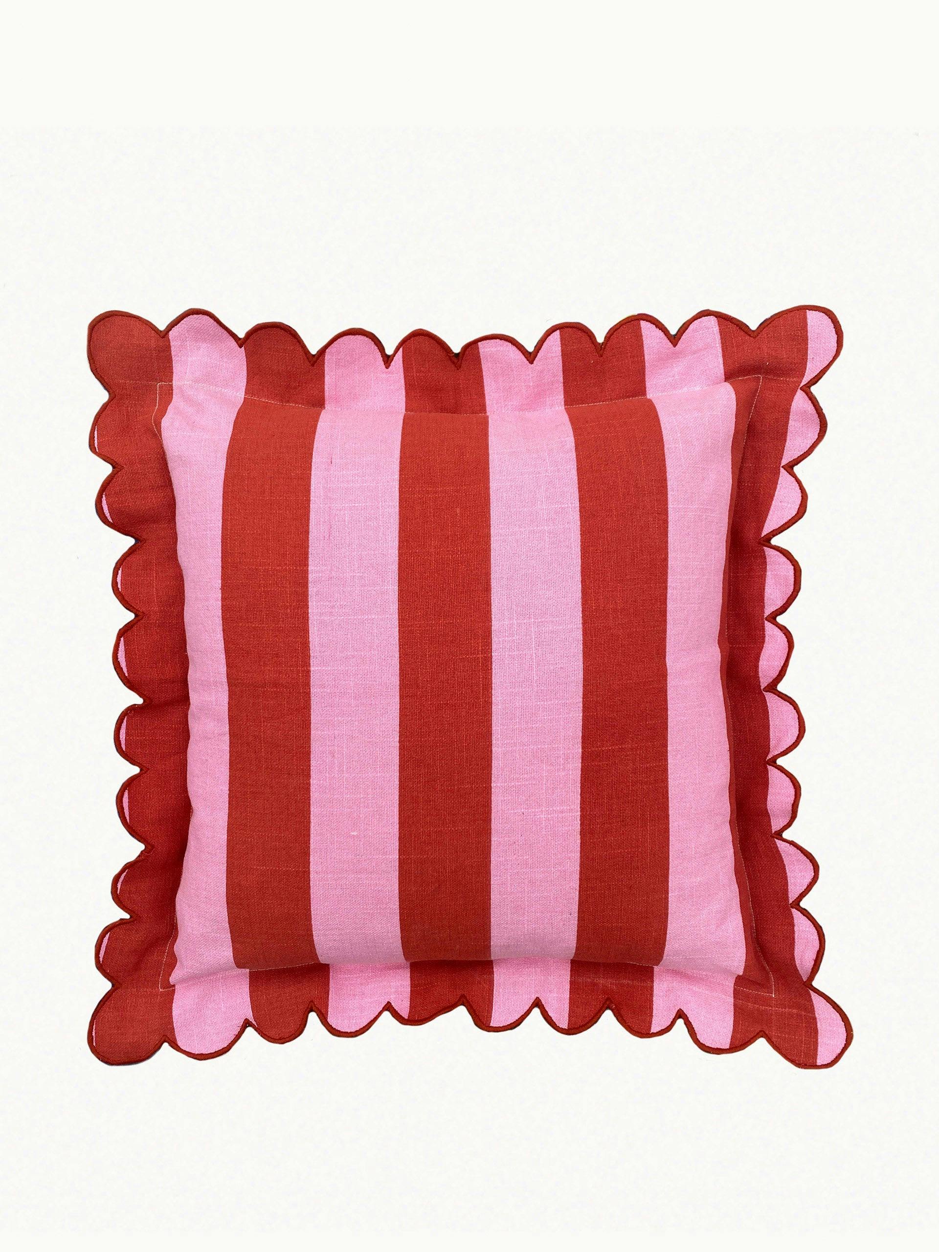 Cerise & fuchsia outdoor stripe scallop cushion cover