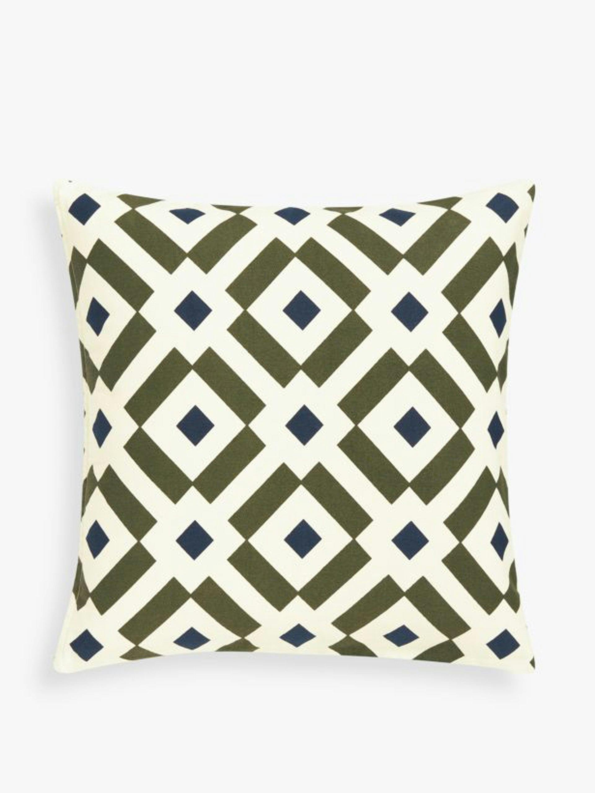 Diagonal check indoor and outdoor cushion