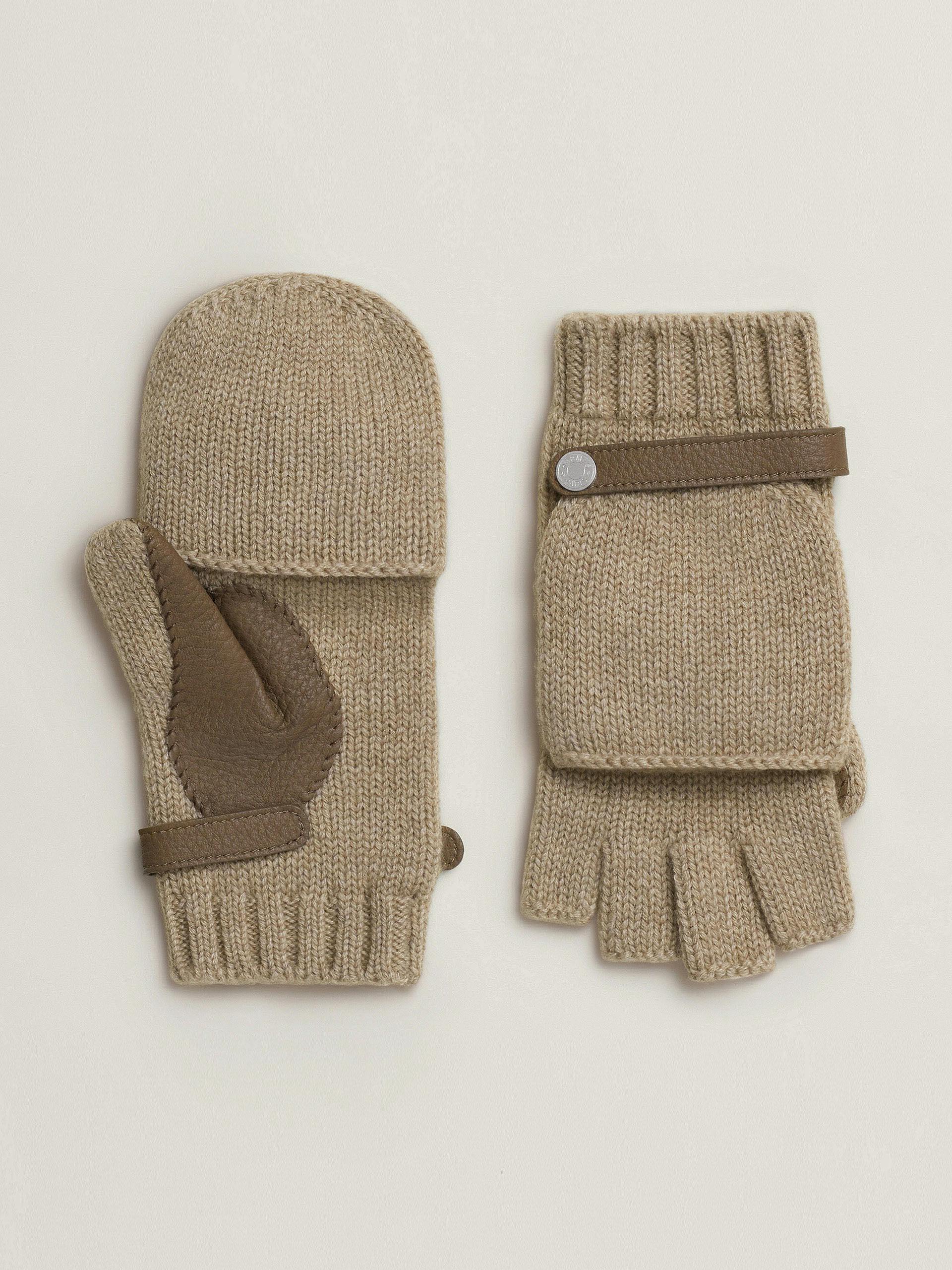 Gloves in knit cashmere with deerskin detailing