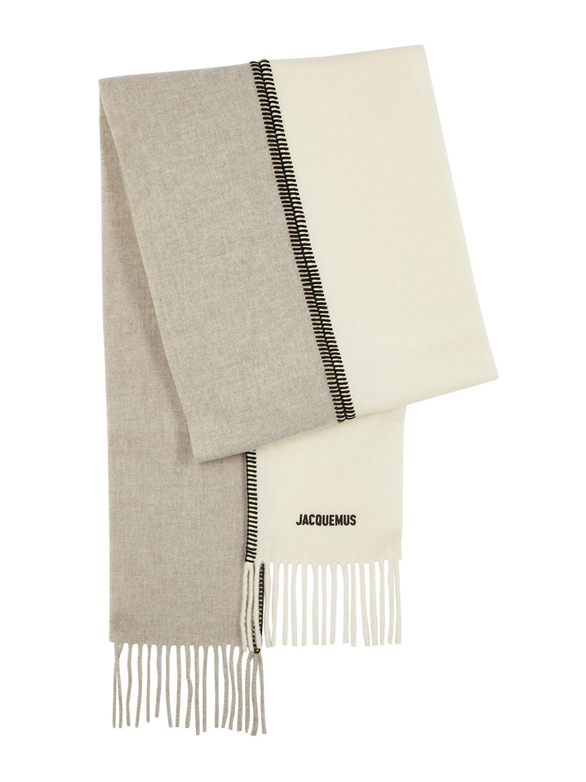 Beige and white wool scarf