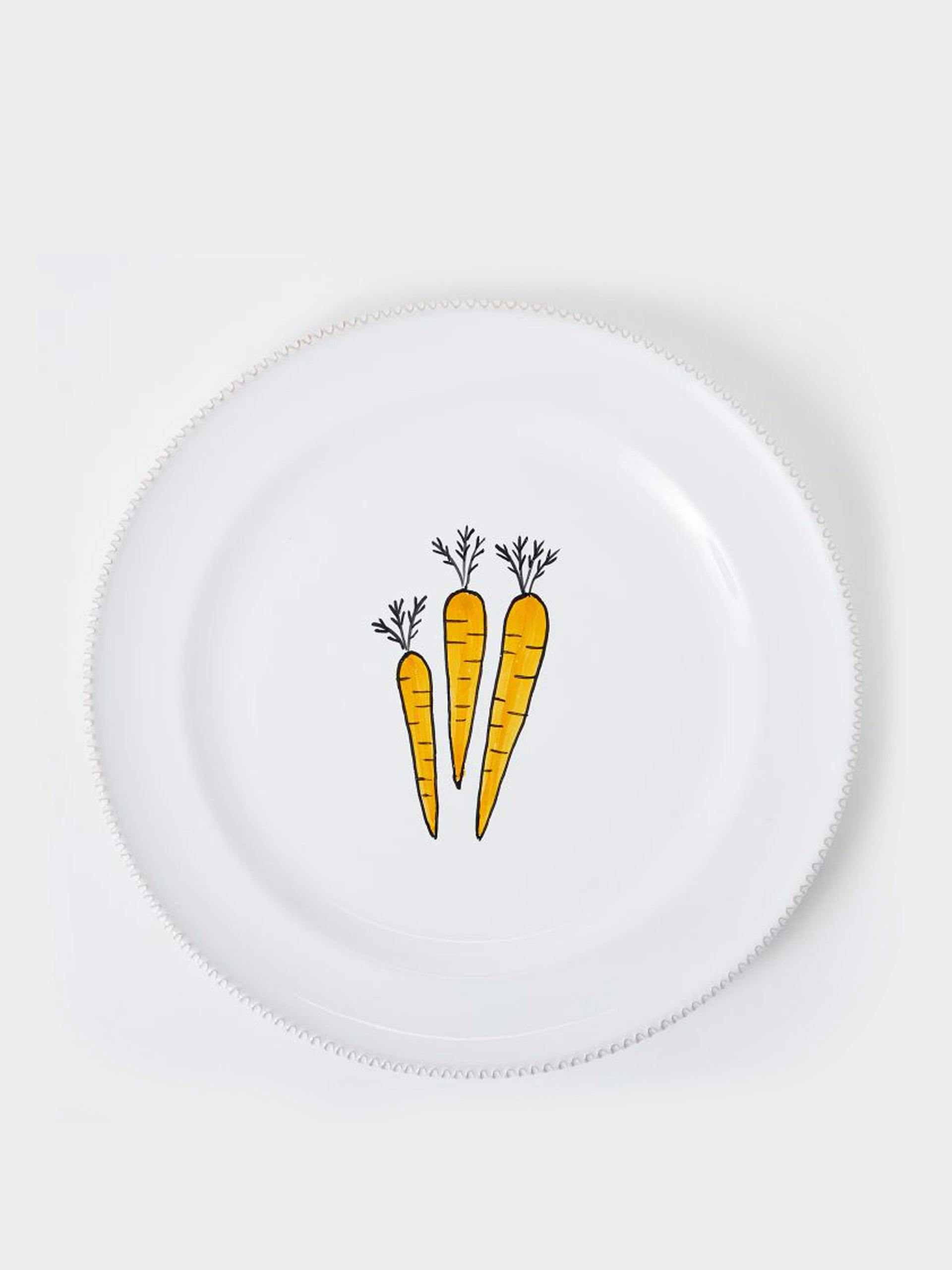 Carrot motif plate